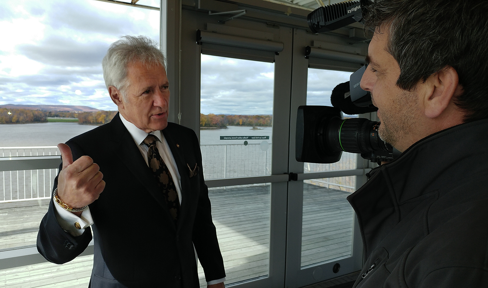 Alex Trebek named an Officer of the Order of Canada | Canadian Geographic