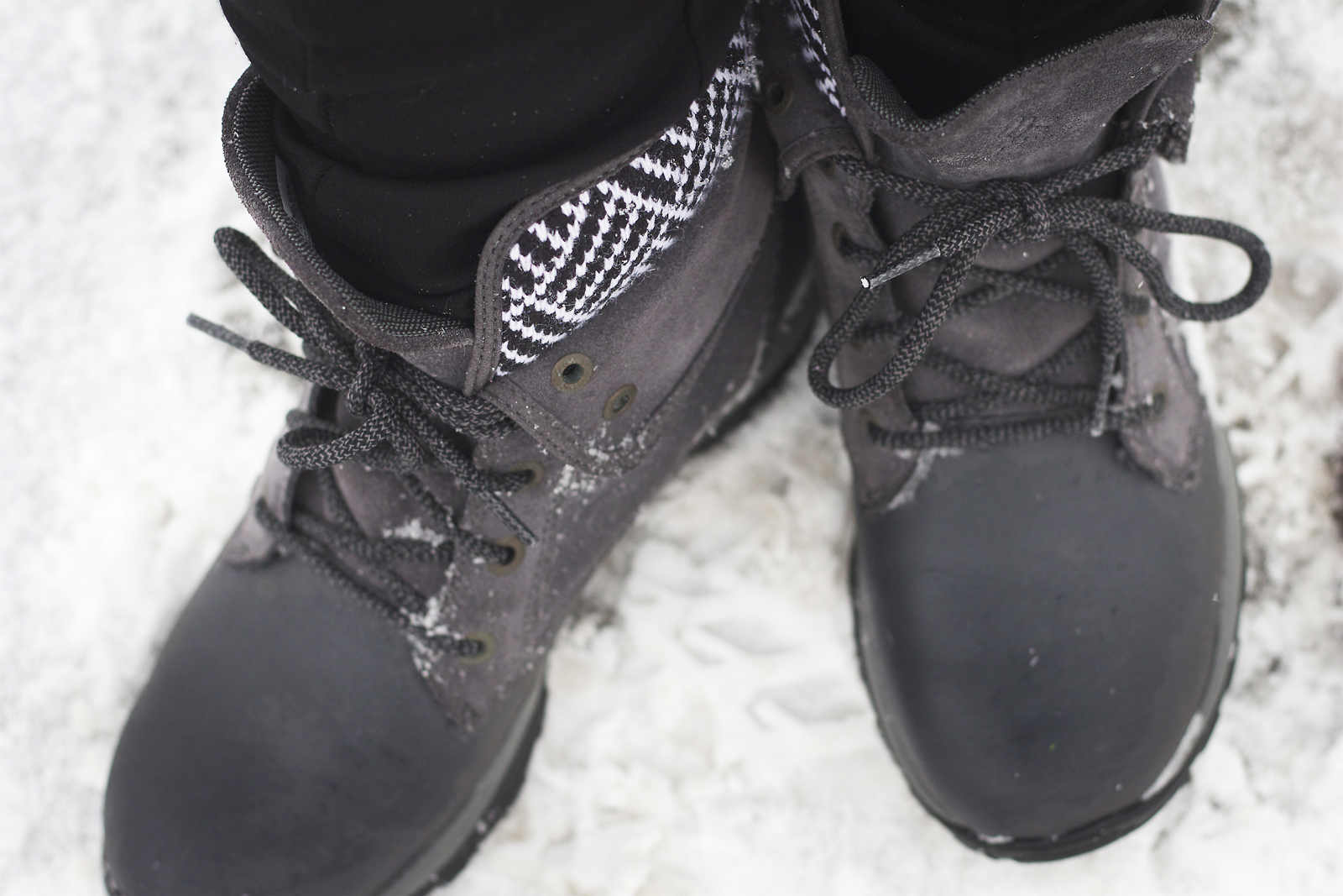 columbia techlite omni grip boots review