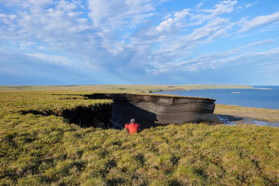 Photo: Sandra Angers-Blondin/Can Geo Photo Club A retrogressive thaw slump on Qikiqtaruk-Herschel Island