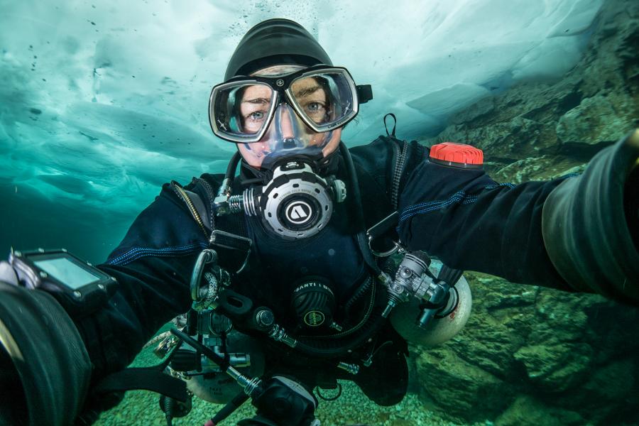 Photo: Nathalie Lasselin Nathalie Lasselin, RCGS Fellows, diving, exploration