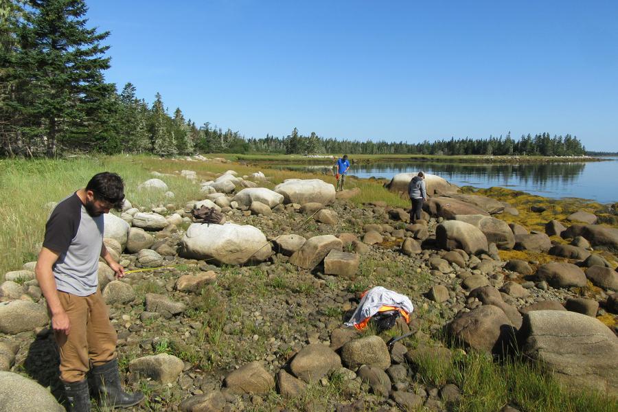 Photo: Matthew Betts former archaeological site is now inundated at high tide. The rich artifact-bearing soil has been washed away, and with it all the Indigenous pot fragments, stone tools, animal bones, and cultural features. Only a few flakes from making stone tools remained scattered amongst the boulders.