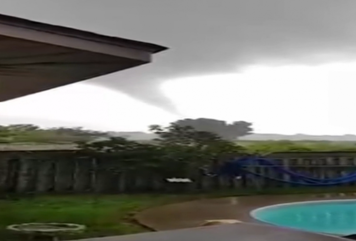 Video of the week funnel cloud forms in Windsor, Ont. Canadian