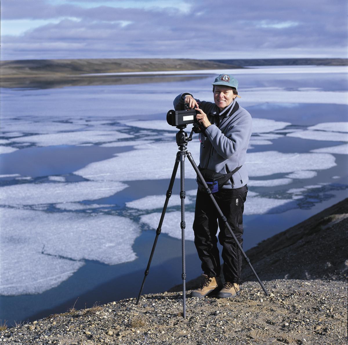 Roberta Bondar Made Companion Of Order Of Canada Canadian - 